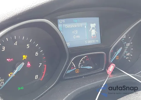 2014 Ford Focus Se z USA, uszkodzony, nr VIN 1FADP3F25EL274796